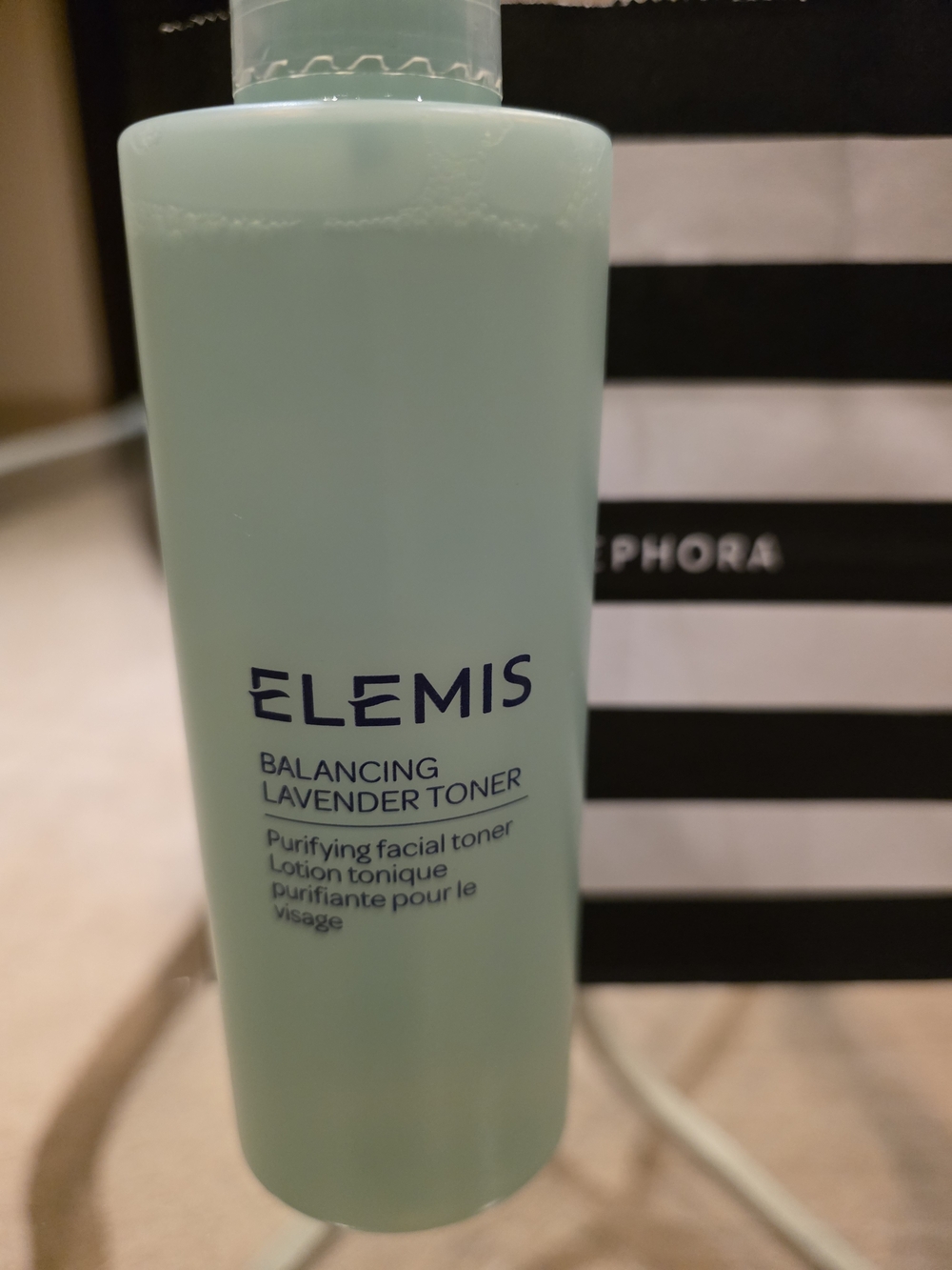 Elemis Balancing Lavender Toner - Light Seafoam Green - Picture 2 of 7